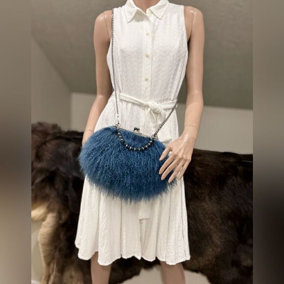 Multi Use Handmade Real Mongolian Lamb Fur Kisslock Clutch/Wristlet/Crossbody - Picture 9 of 16